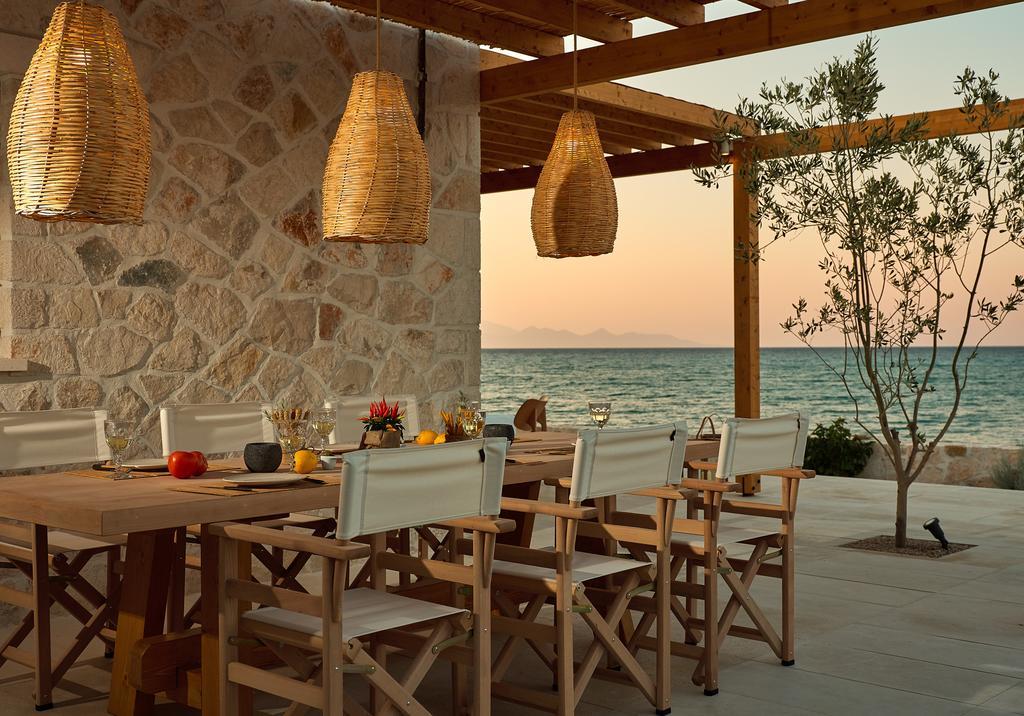 Niova Villa - Seafront, Private Pool And Ionian Sea Views, By Zantewize Alykes  Eksteriør billede